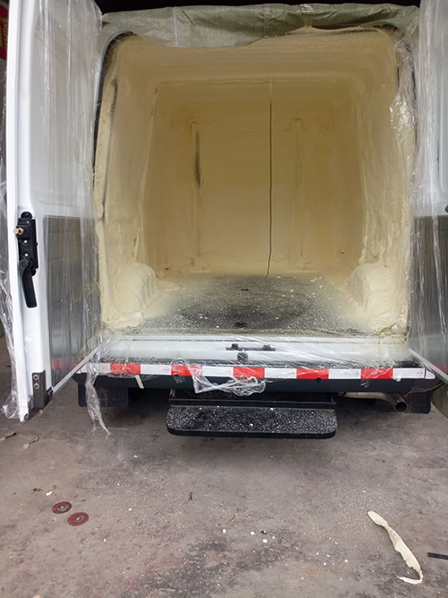 聚氨酯冷藏車(chē)保溫噴涂