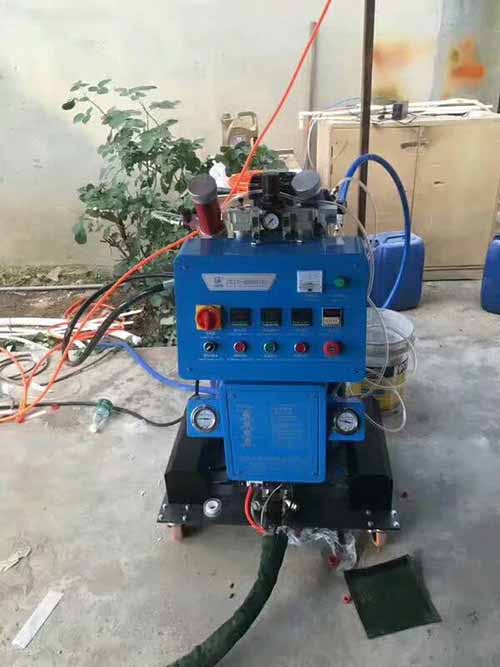 聚氨酯材料做保溫施工的噴涂設備