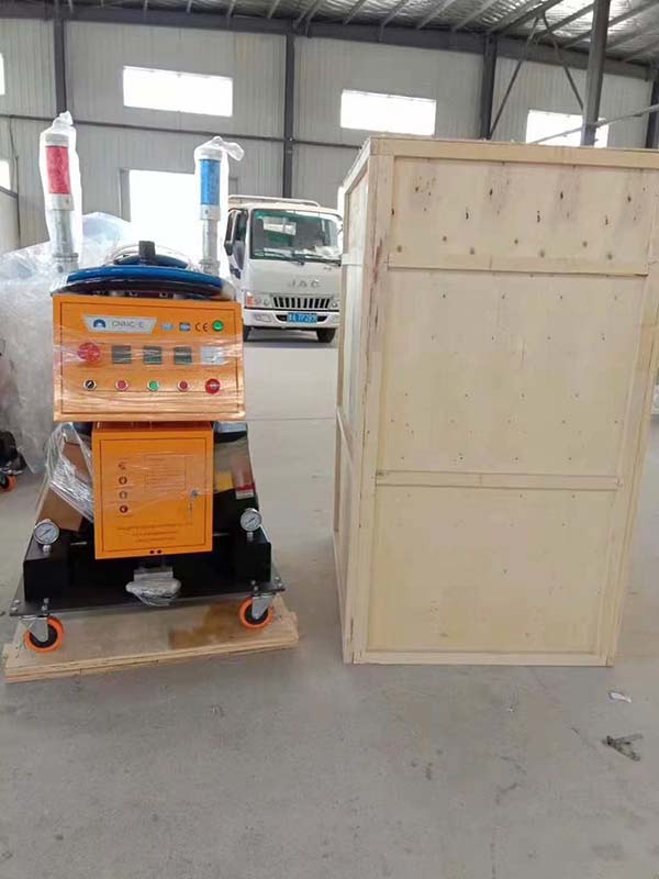 定制聚脲噴涂機(jī)發(fā)貨