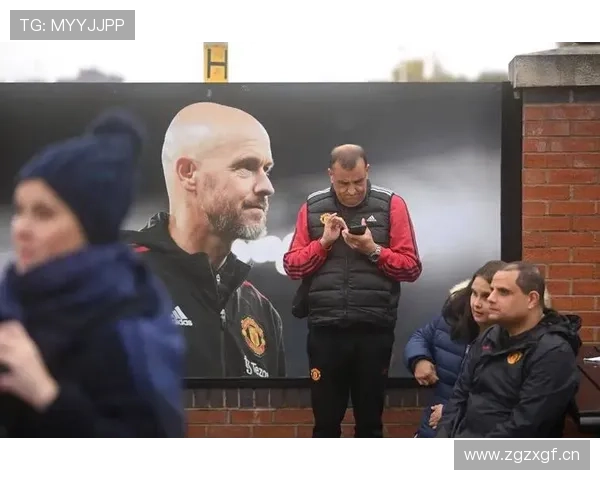 曼联高位压迫与防线暴露问题阶段性显现，对赛季防守稳定性造成考验