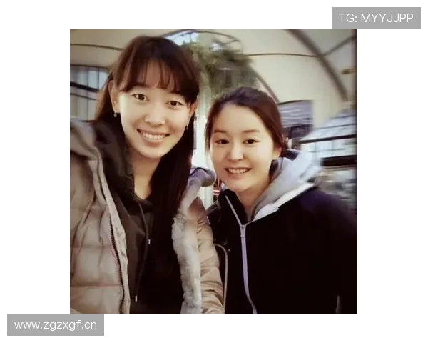 孙一文训练完走进咖啡厅，点的全是普通人压根不敢点的那种单品咖啡…也太奢侈了吧